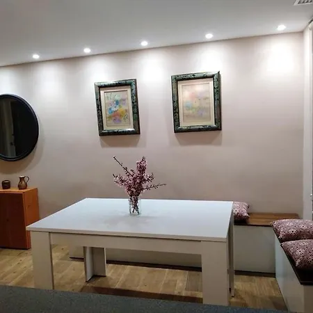 3 Bedrooms At Holiday home